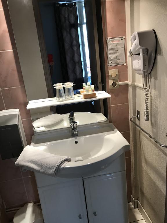 Hotel Alexander Perpignan Oda fotoğraf