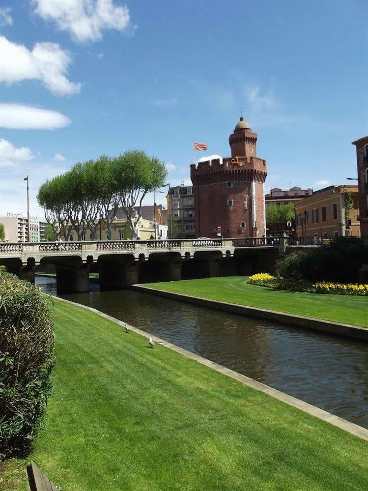 Hotel Alexander Perpignan Dış mekan fotoğraf